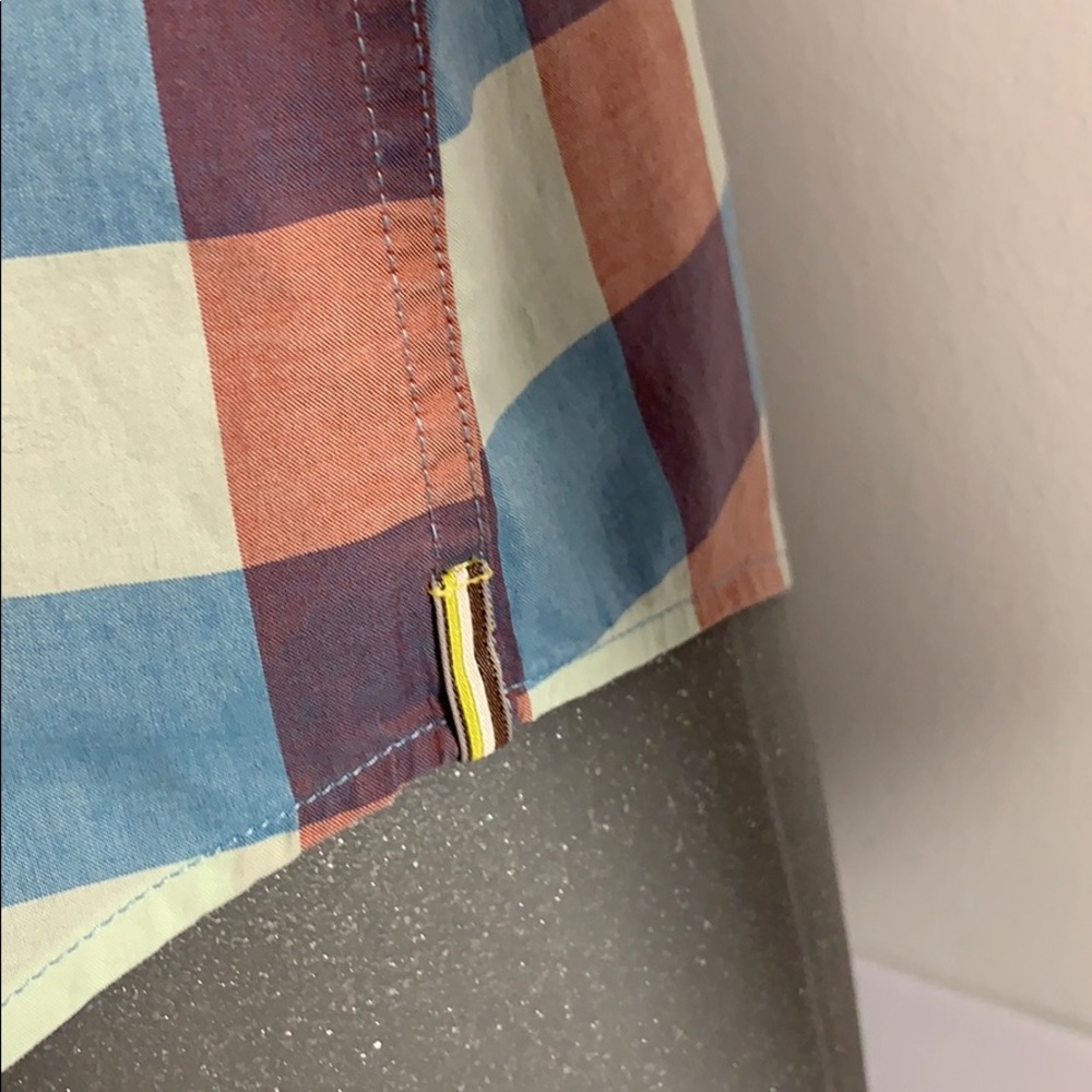 Plaid Bugatchi Shirt L . - Picture 3 of 7